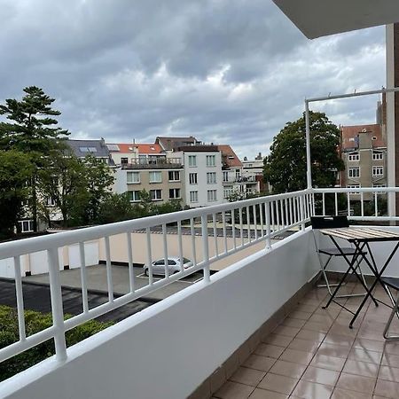 Spacious Apartment Next To Parc Du Cinquantenaire Bryssel Exteriör bild