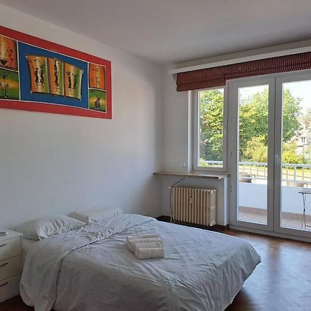 Spacious Apartment Next To Parc Du Cinquantenaire Bryssel Exteriör bild
