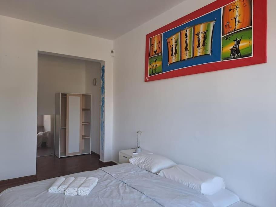 Spacious Apartment Next To Parc Du Cinquantenaire Bryssel Exteriör bild